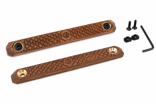 Alpha Precision WoodCover Walnut M-LOK-kompatible Handschutzabdeckungen aus Walnussholz – 2er-Pack #0107, Bild 1 von 3
