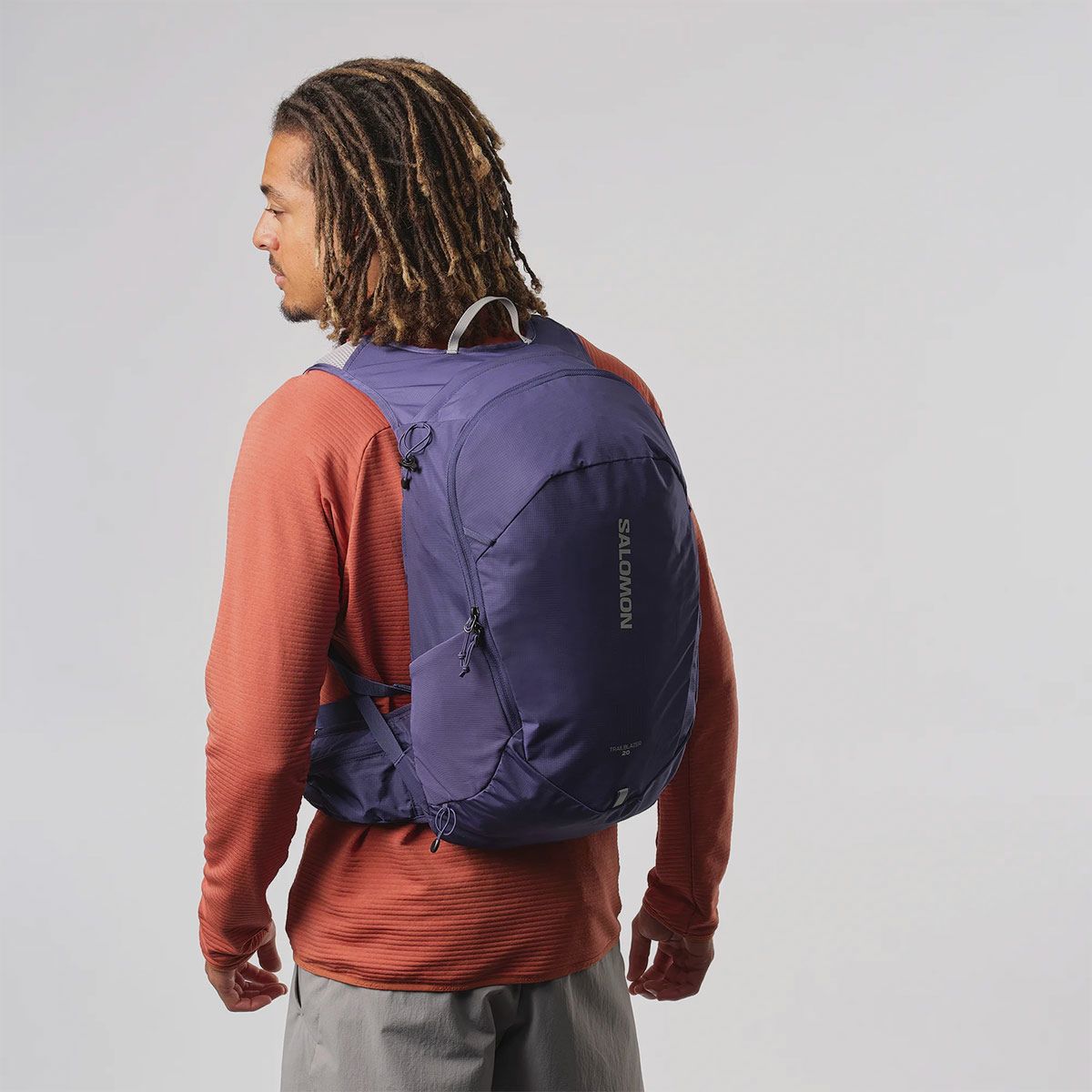 Rucksack – SALOMON – TRAILBLAZER 20 Mazarine Blue / GHOST GRAY 16-4703 TCX, Bild 4 von 4