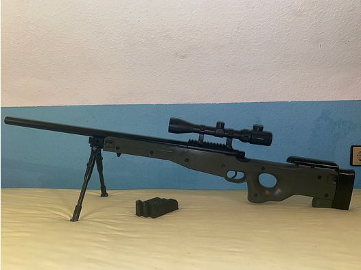 Airsoft / Softair cecchino (L96) con molti accessori