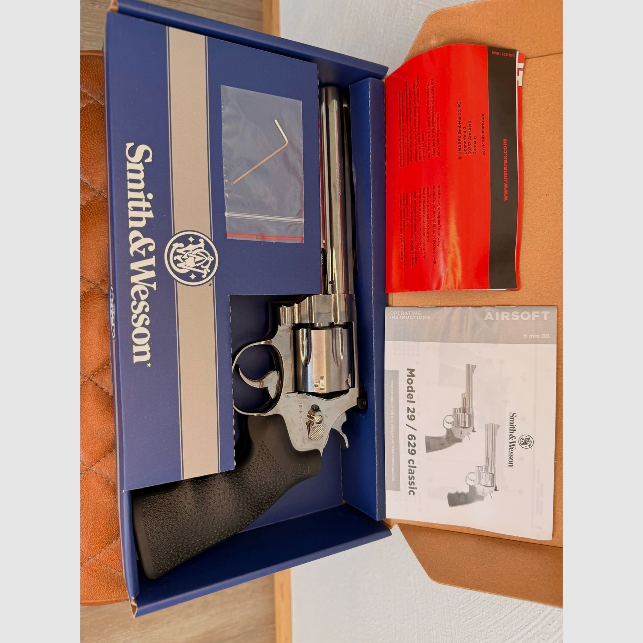 Umarex Smith & Wesson 629 Classic 6.5 inch Co2 revolver .177 caliber steel BB