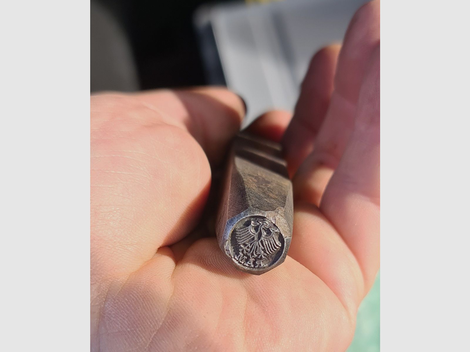 SEVERAL DECORATIVE ITEMS FROM THE WEHRMACHT ERA 1939 - 1945 / ASHTRAY, MEDAL, LAPEL PIN, PIN, STAMPING IRON, STAMP, GRENADE, SHELL, FLACK, SHELL, CARTRIDGE, SS, HJ, SA, WAR, METAL,