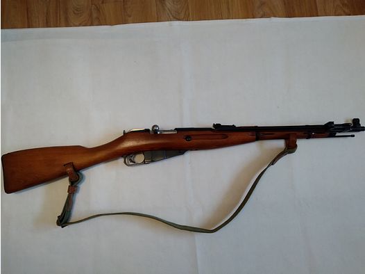 Mosin Nagant 7,62x54R mit Bajonett, neuwertig