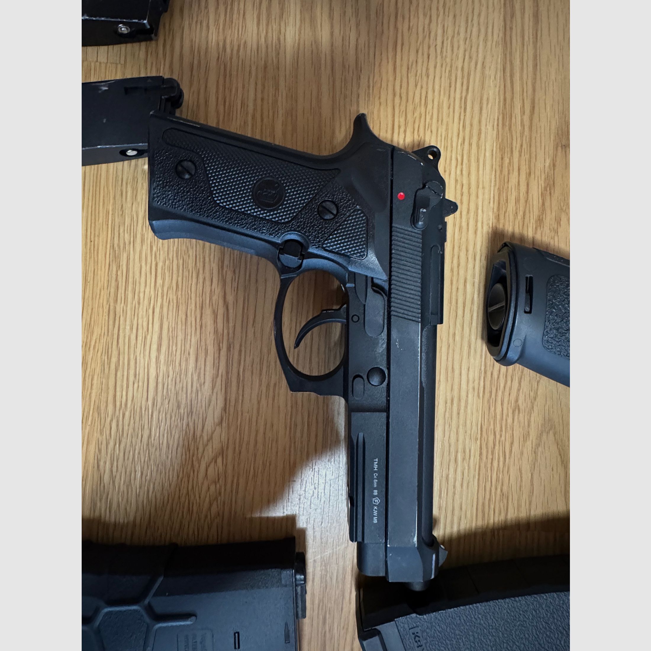 HK416 S-AEG FULLL METALL Umarex & Beretta M9 Greengas Full Metall 