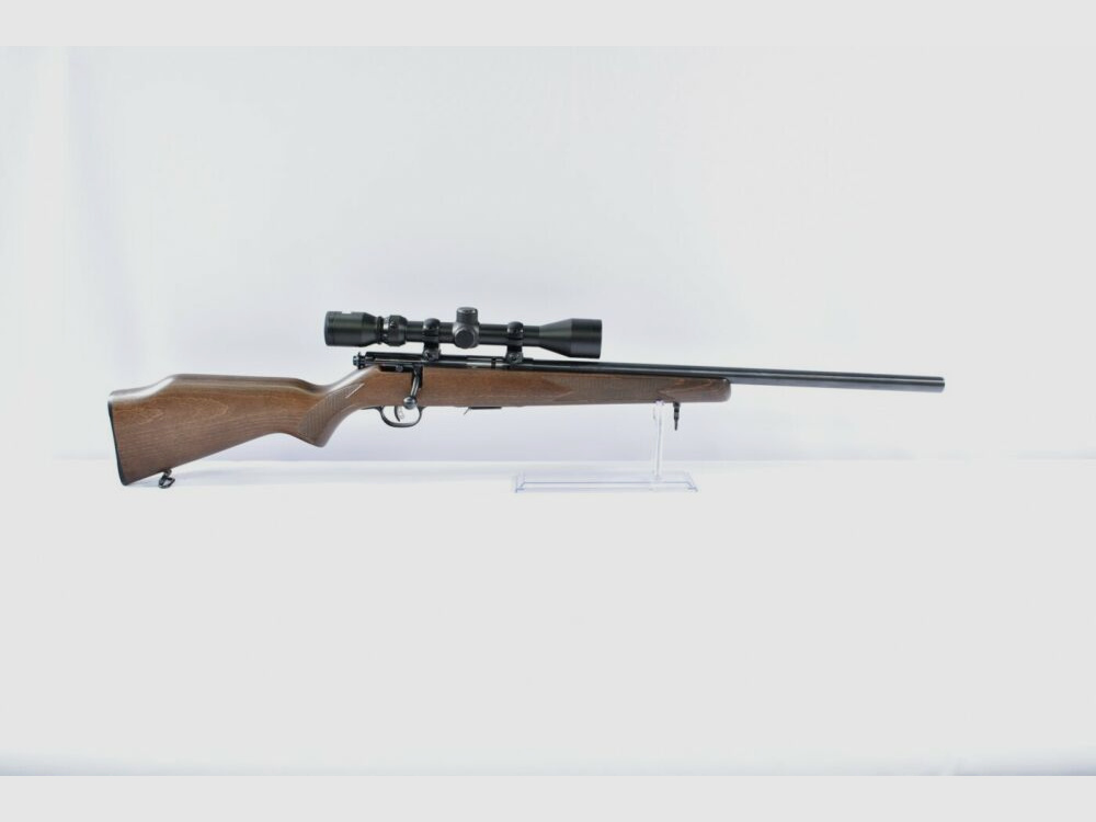 Savage 93R17​ .17HMR Repetierbüchse