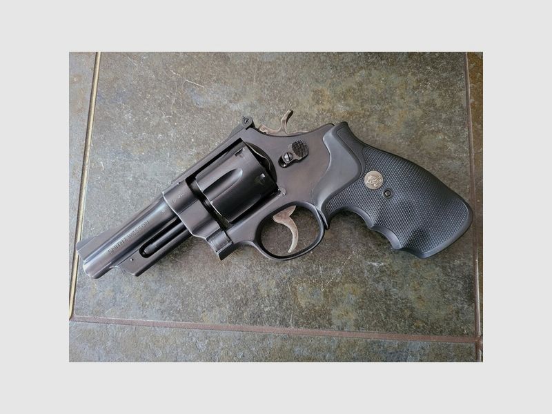 Gewaltiger Stahlbolide: Wunderschöner Revolver Smith&Wesson S&W 28 Highway Patrolman in .357Mag