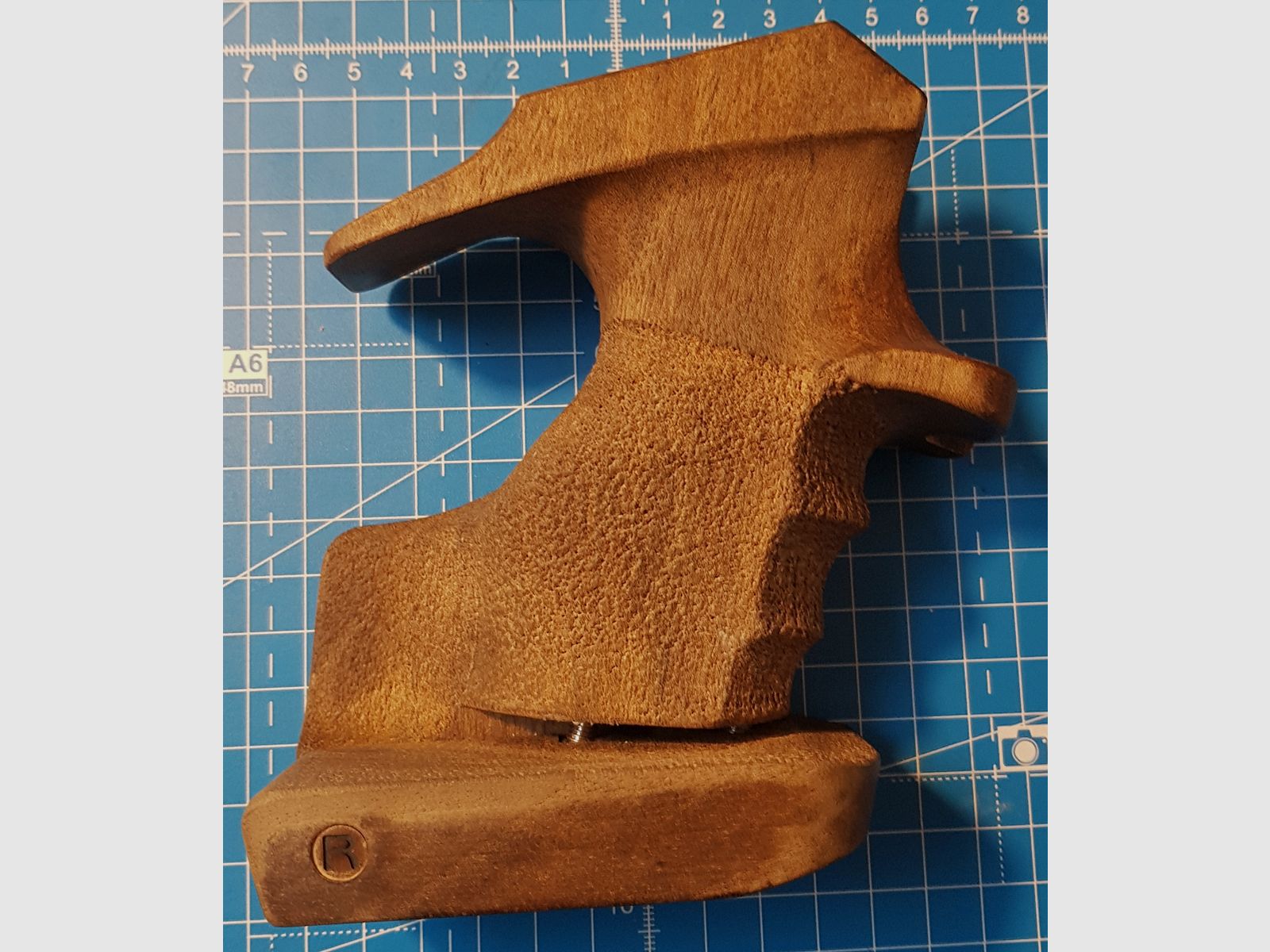 Rink Formgriff für Luftpistole Walther 400/500, Gr. L, rechts - inklusive Versand