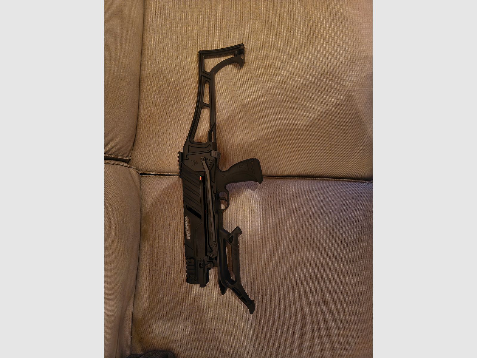 EK Archery Vlad avec des arcs de 60 et 90 livres