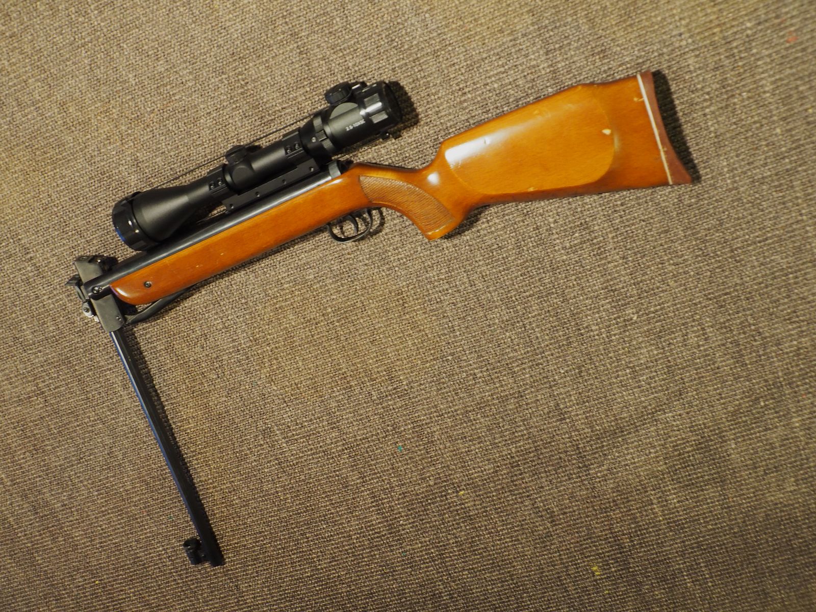 Jagdliches Weitschuss Luftgewehr, DIANA 35 C mit Zielfernrohr mit 2.5-10x50