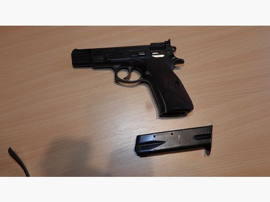 Pistole Brünner M75