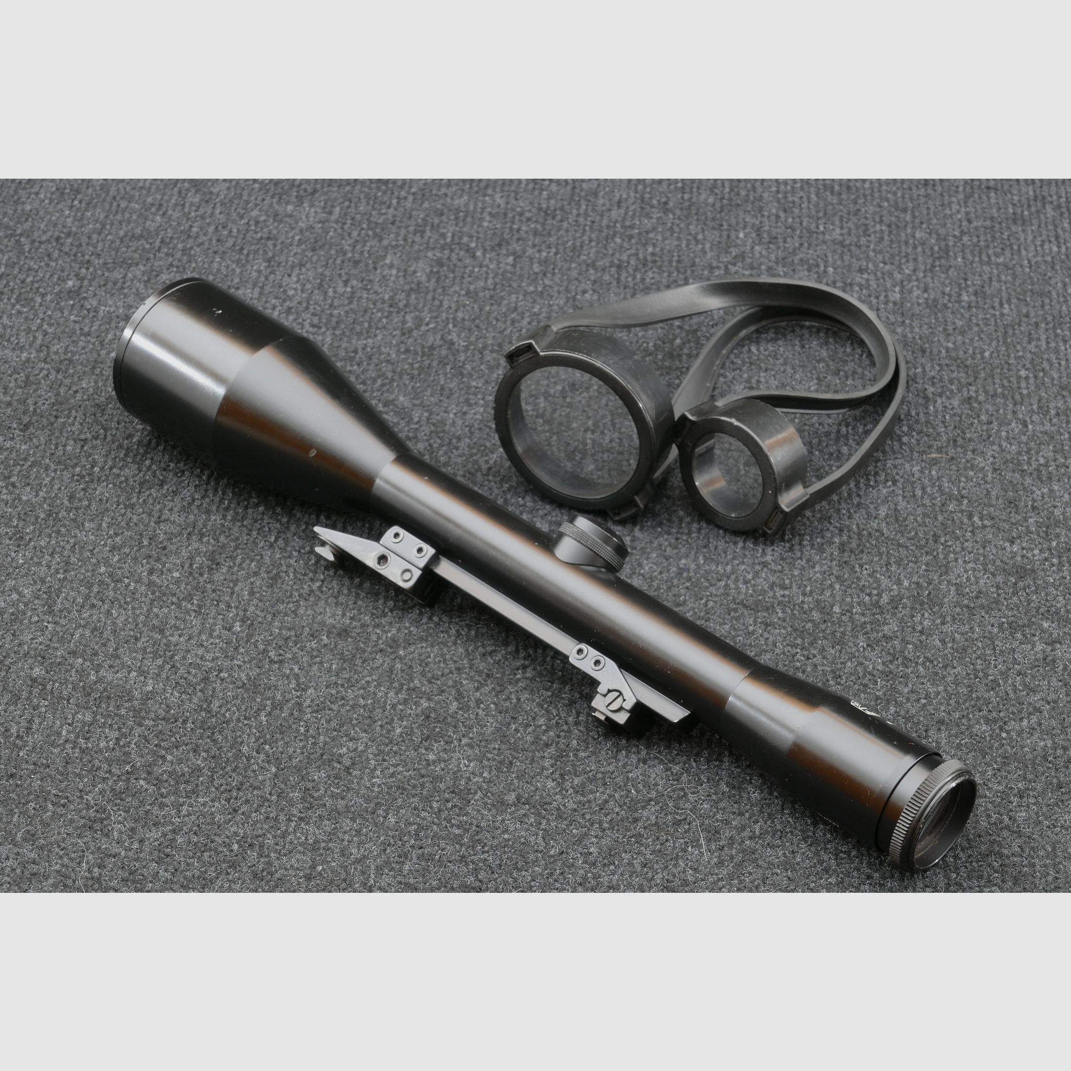 Schmidt & Bender 8x56 Wetzlar – Reticle 1 – Zeiss external rail – EAW swing mount