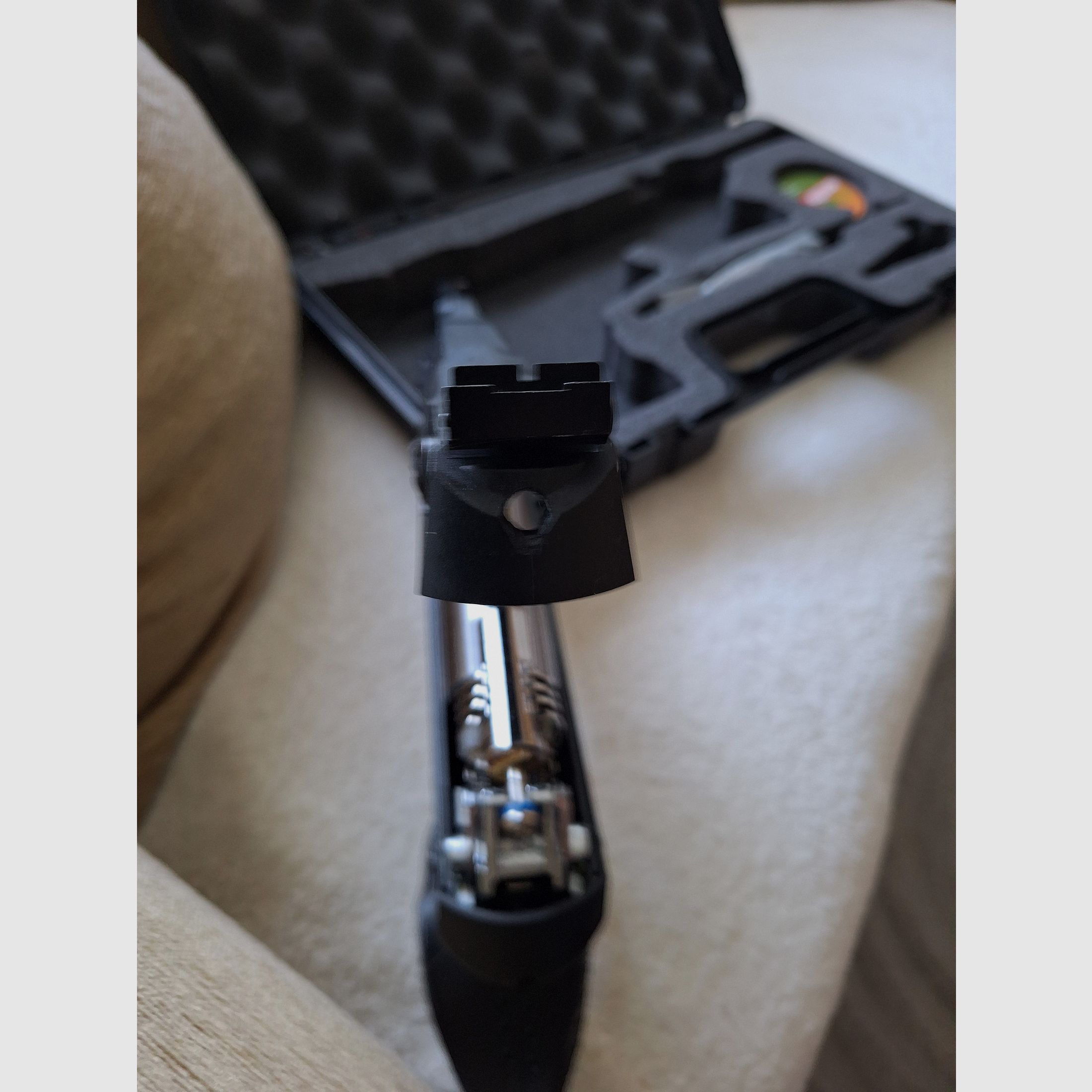 Zoraki Luftpistole 4,5mm mit Schalldämpfer 