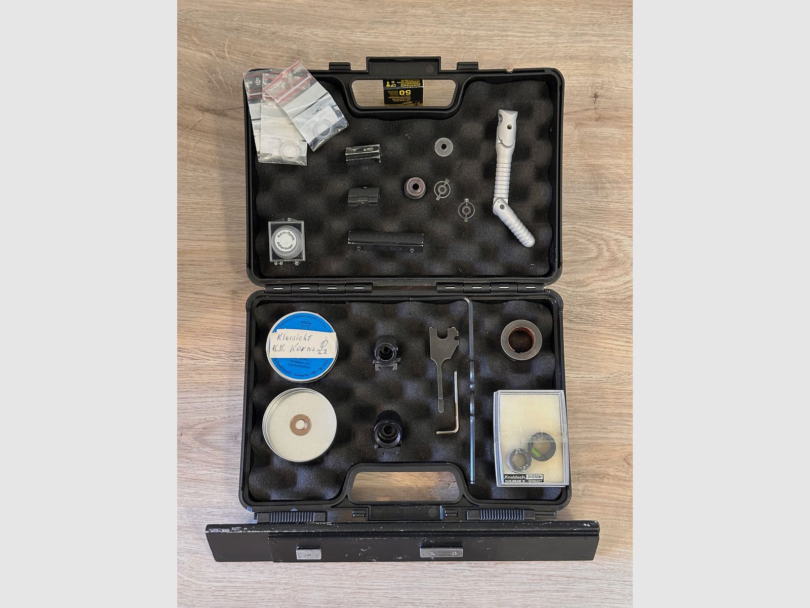 Karabin Anschütz Match 1807 KK – Kompletny zestaw w doskonałym stanie