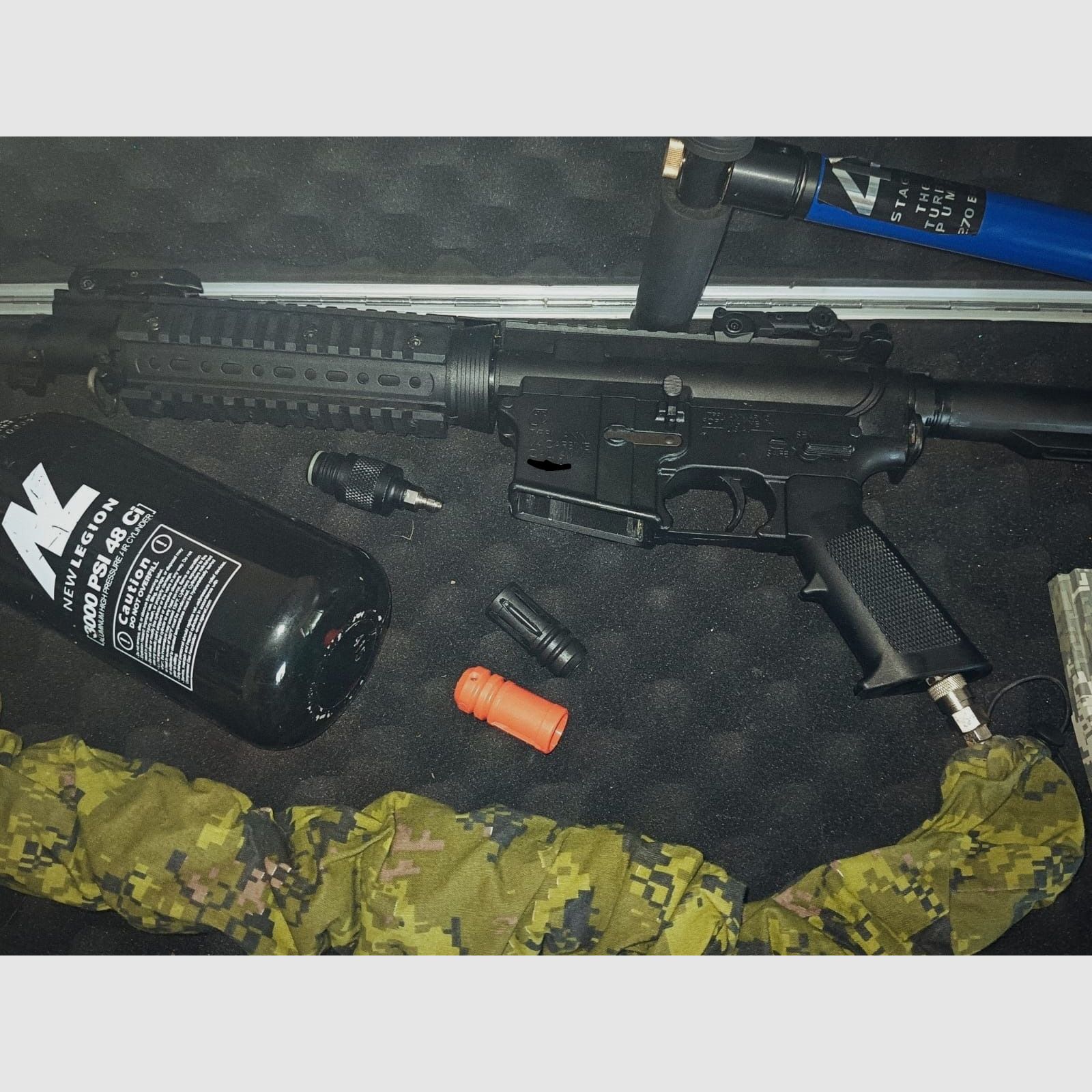 Tippmann M4 Carbine HPA set completo – usado, como nuevo – 6 magazines