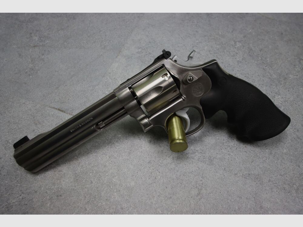 Smith & Wesson 686 Super Target Champion