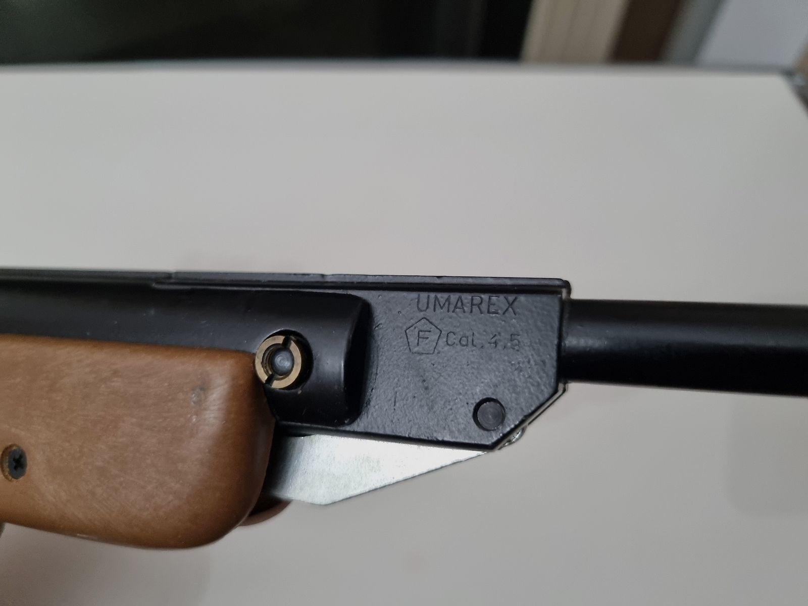 Luftpistole Umarex RO 72 Bullseye