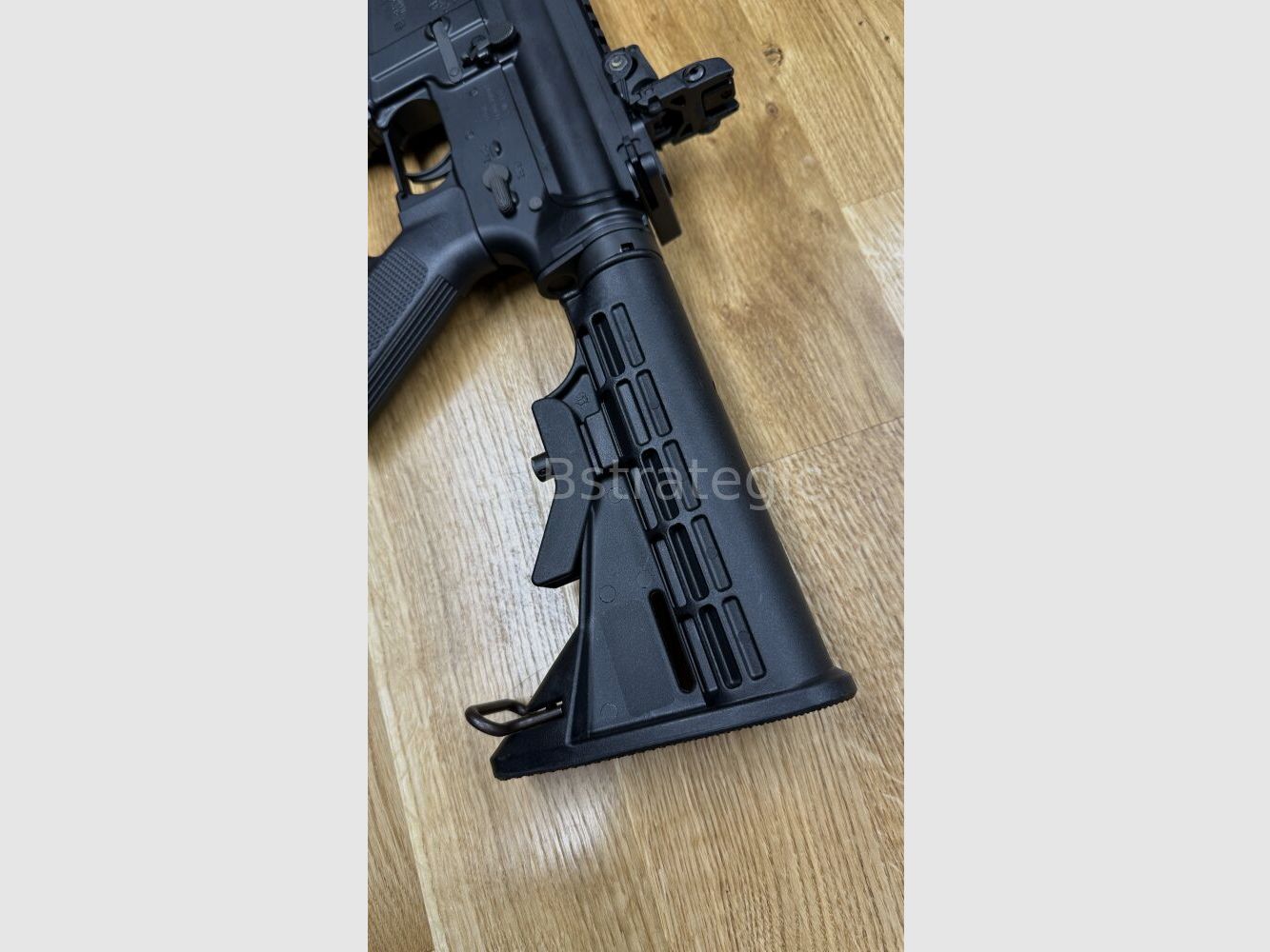 DPMS RFA3-L16 Lite 16 - 10,5" Lauf - halbautom. Büchse .223Rem System Typ AR15 AR-15 - Original Knight’s Armament Company Handschutz KAC