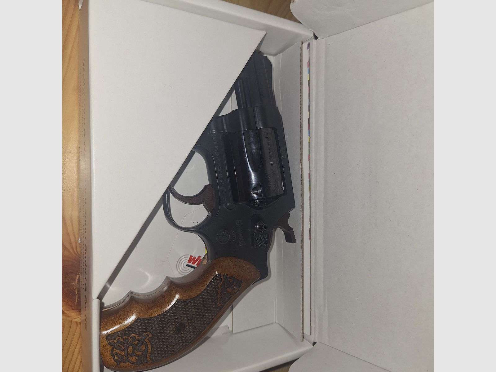 Weihrauch HW37 mit Holzgriffschalen