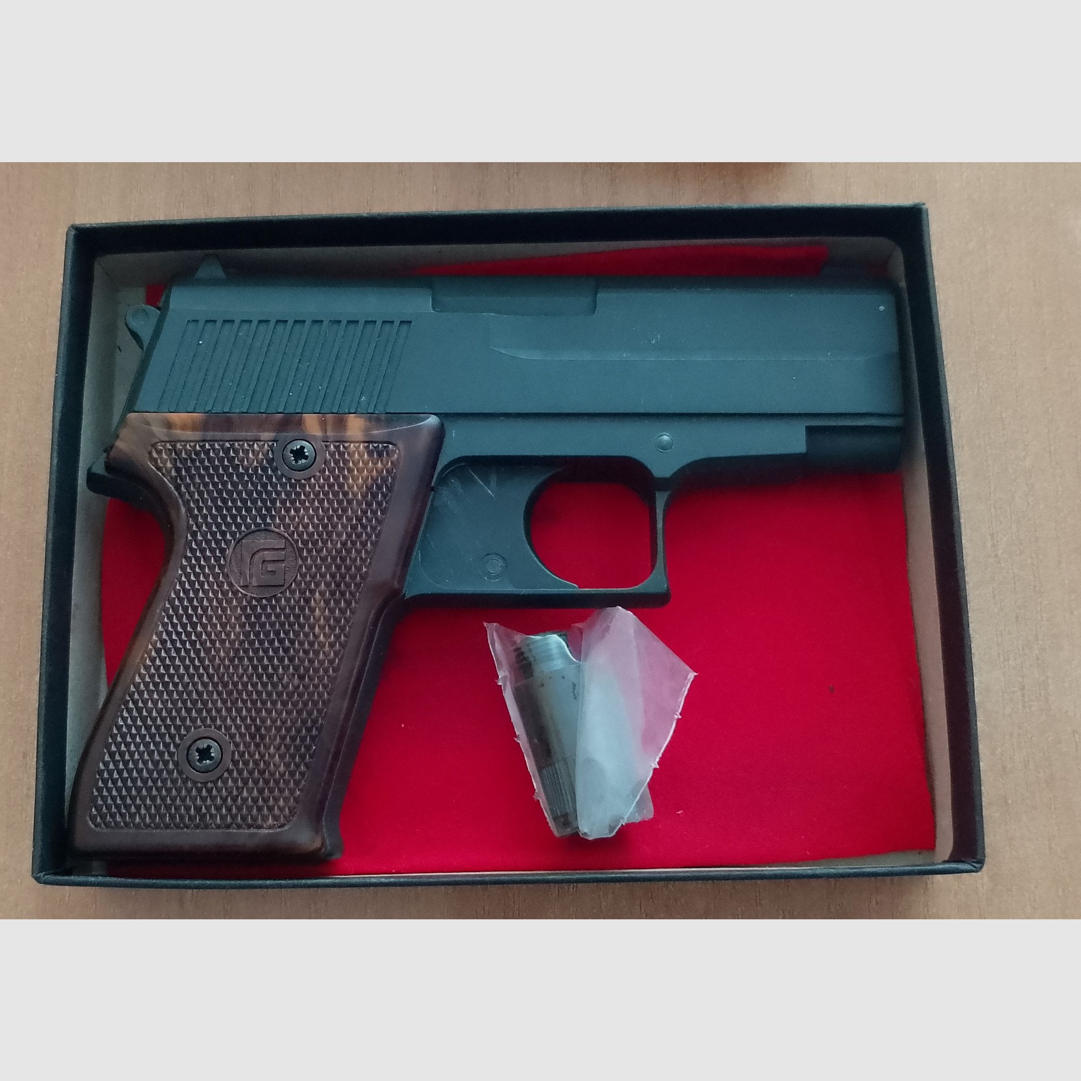 Seltene Röhm RG 600 im Kal. 22 lang oder 6 mm Flobert Knall mit OVP