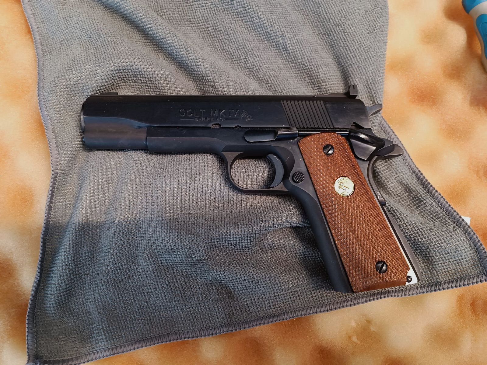 Verkaufe: Colt 1911 Serie 80 – Kaliber .45 ACP mit zwei Wechselsystemen (9mm & .22lr)
