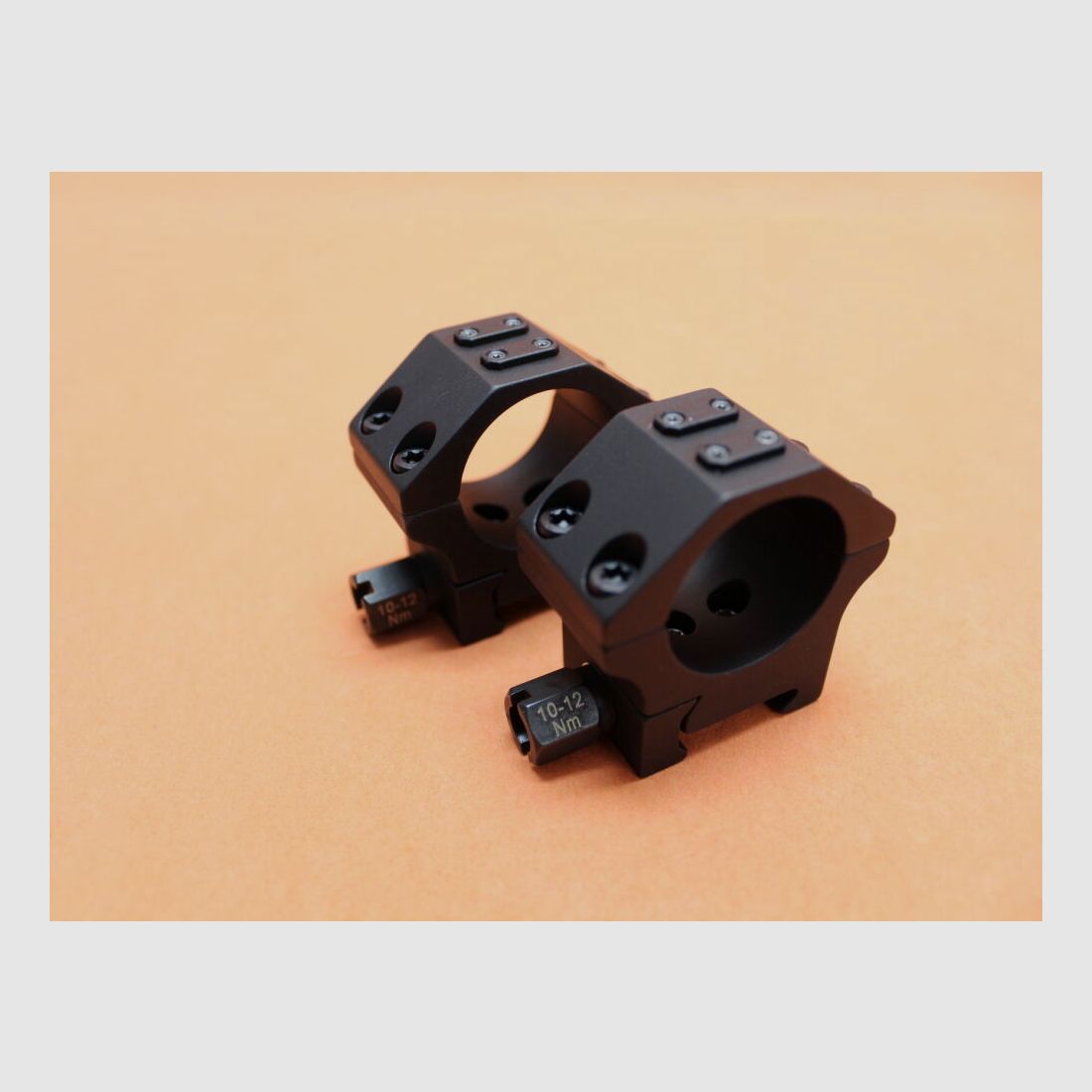 Recknagel Era-Tac pierścienie montażowe 30mm (T5003-0010) z nakrętką, aluminium czarne, wysokość = 10mm do profilu Picatinny, zdjęcie 2 z 5