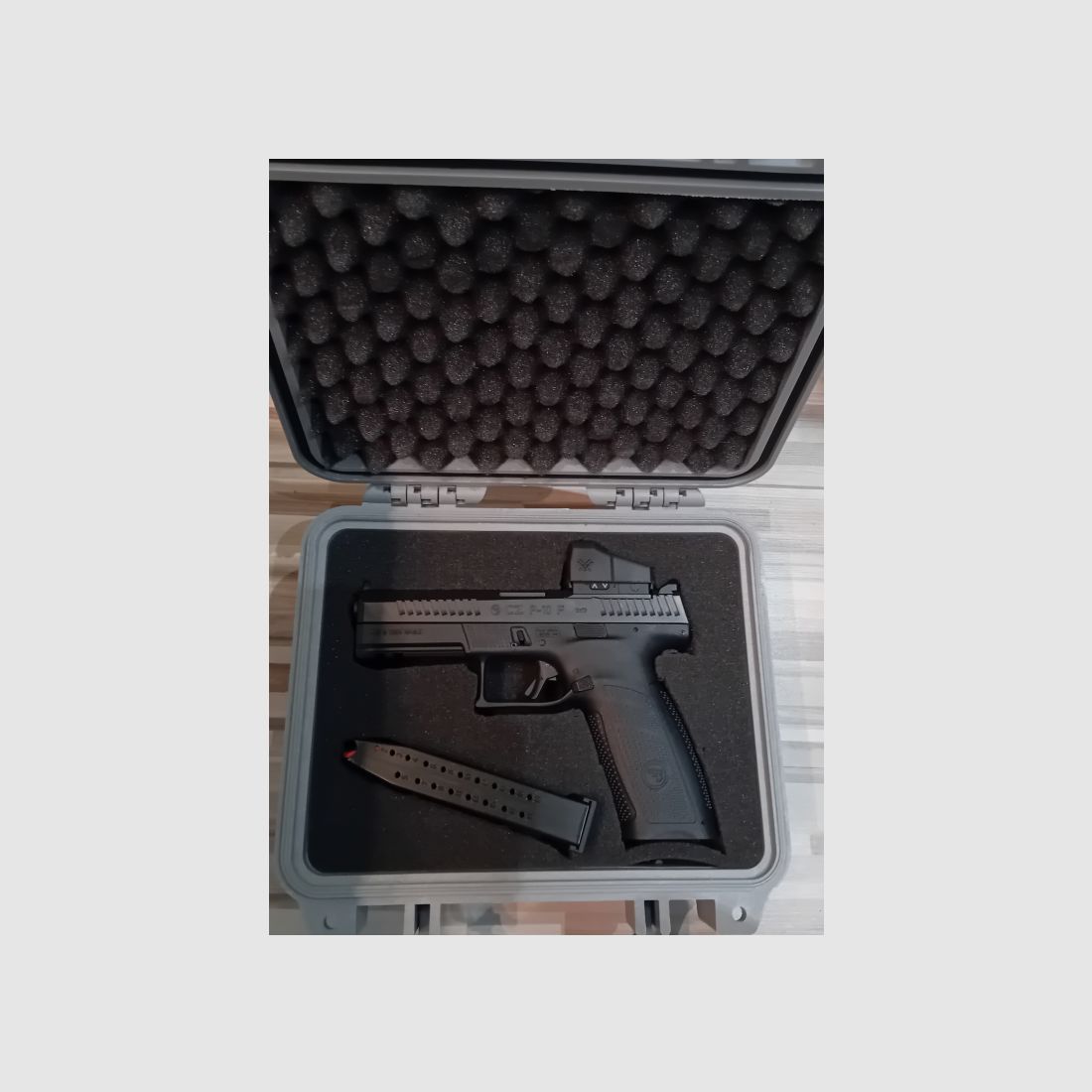 CZ P 10 F OR with 6 MOA RedDot Vortex Venom