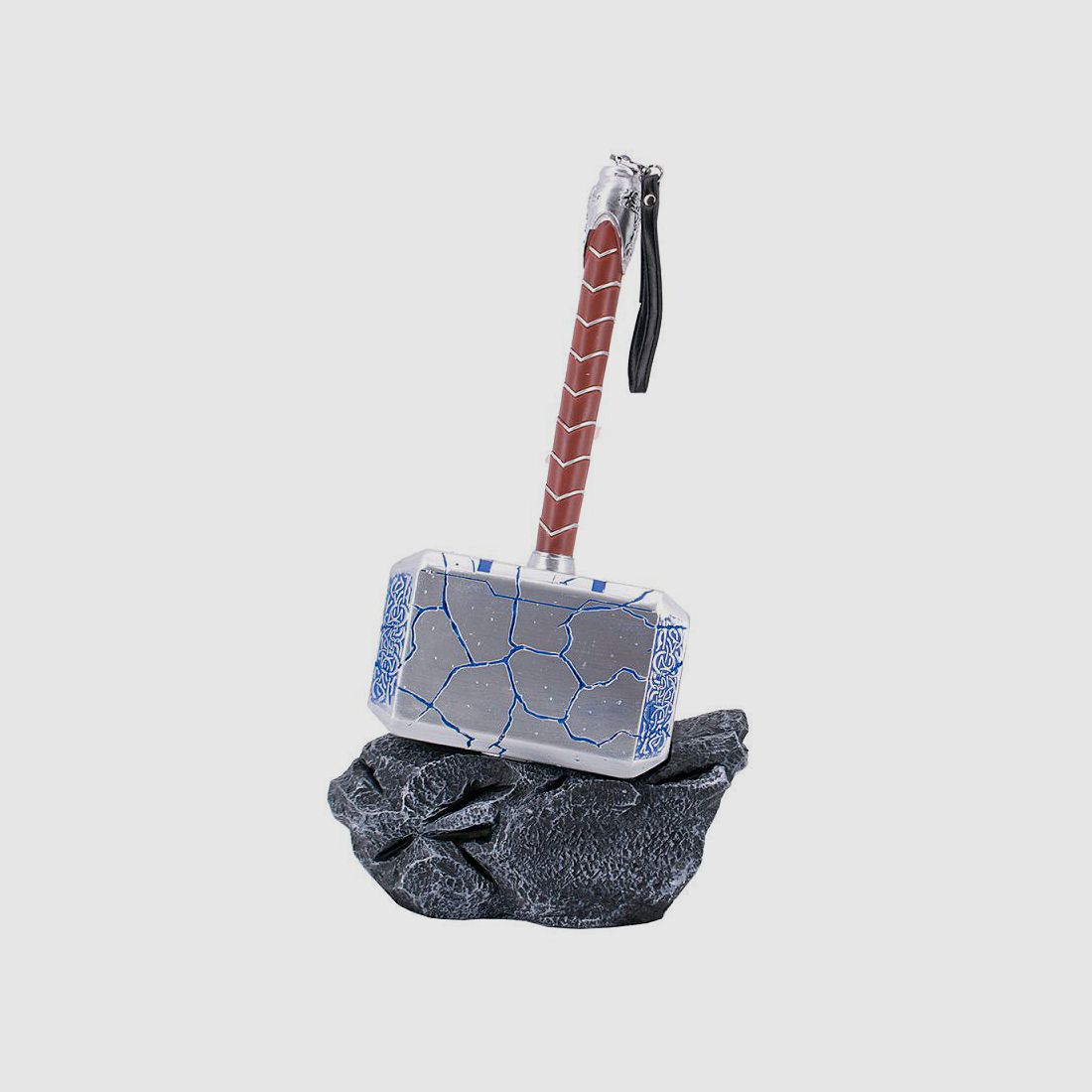 Thor Hammer mit angedeuteten Bruchstellen