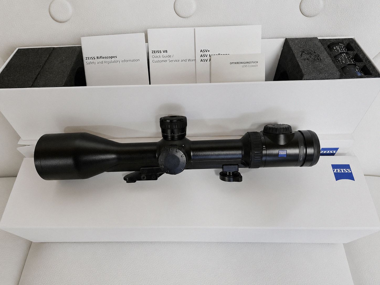 Zeiss Victory V8 2,8-20x56