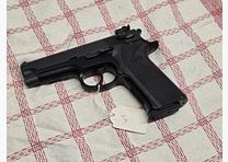 S&W 915
