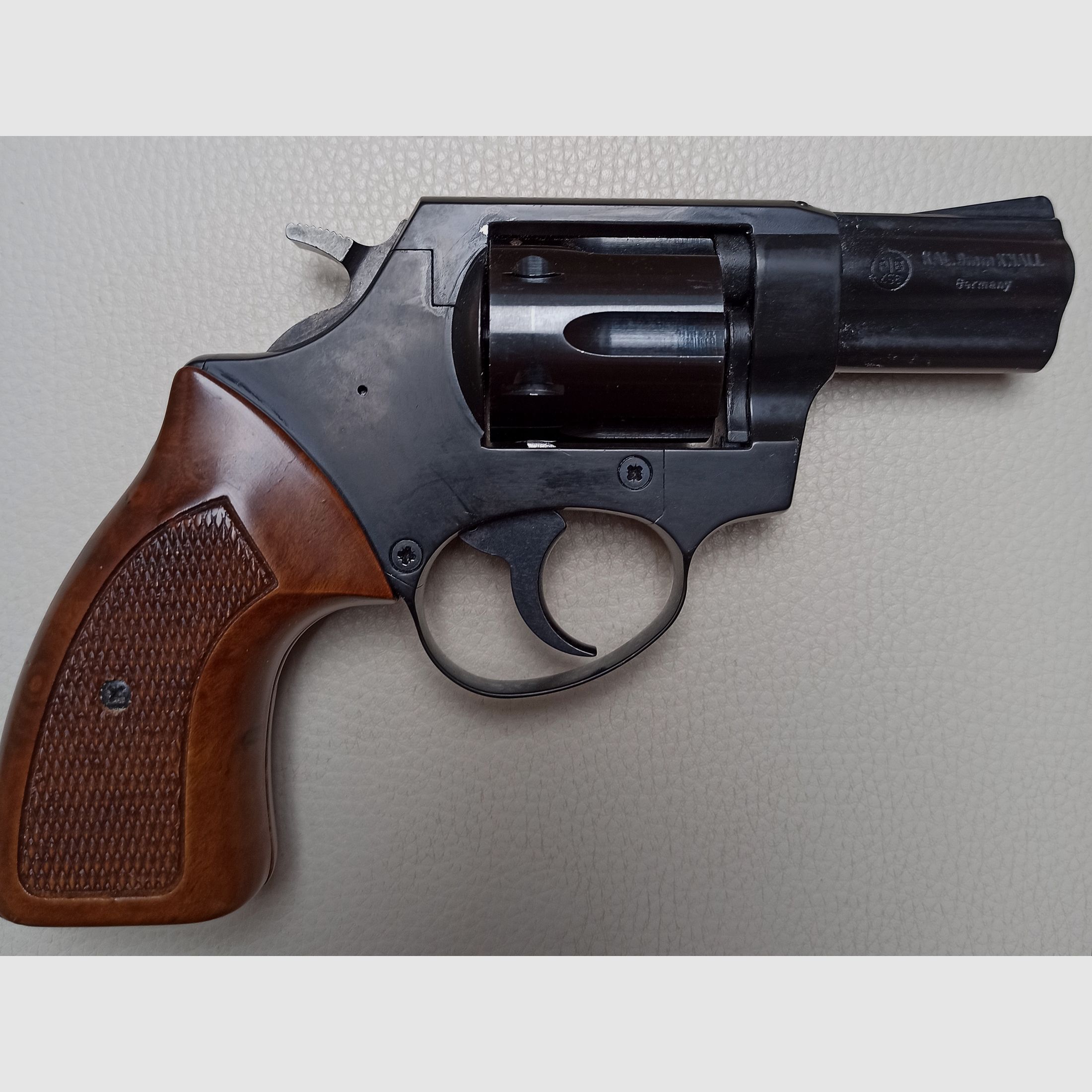 Röhm RG 69 – PTB 458 – mit OVP, Holzgriffen & Zubehör