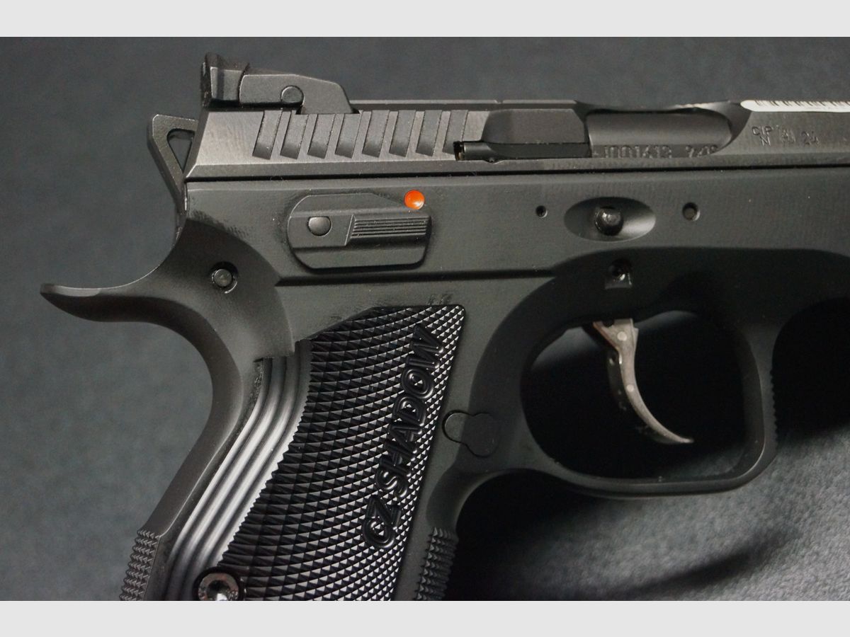 CZ Shadow 2 Black, Bild 3 von 9