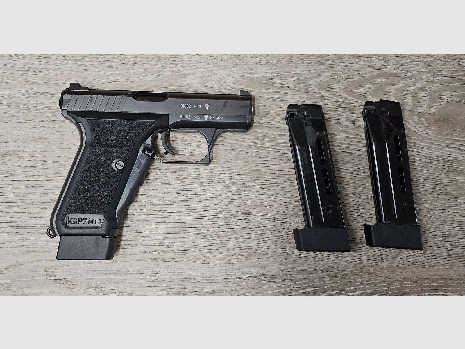 Rarità: Heckler & Koch P7 M13 (1994) – Condizioni eccellenti – 3 caricatori – Scatola del produttore