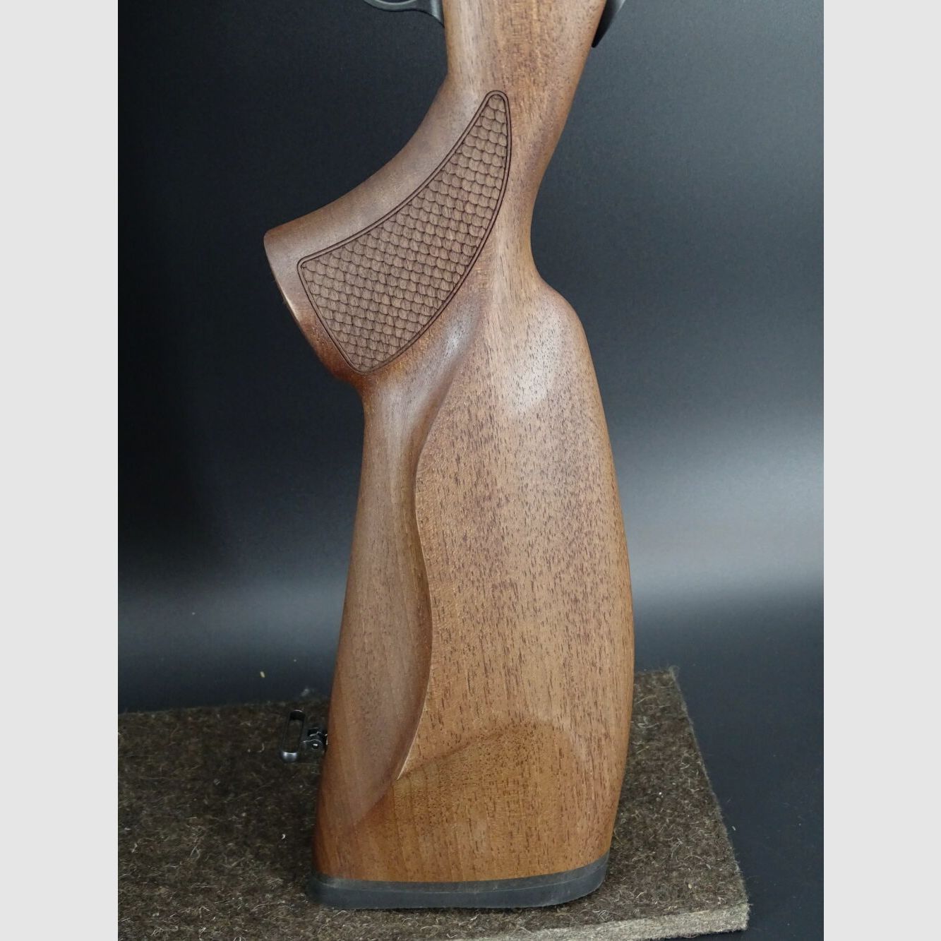 CZ 600 Lusso calibro 8x57IS canna filettata M15x1 arma nuova 600 lusso