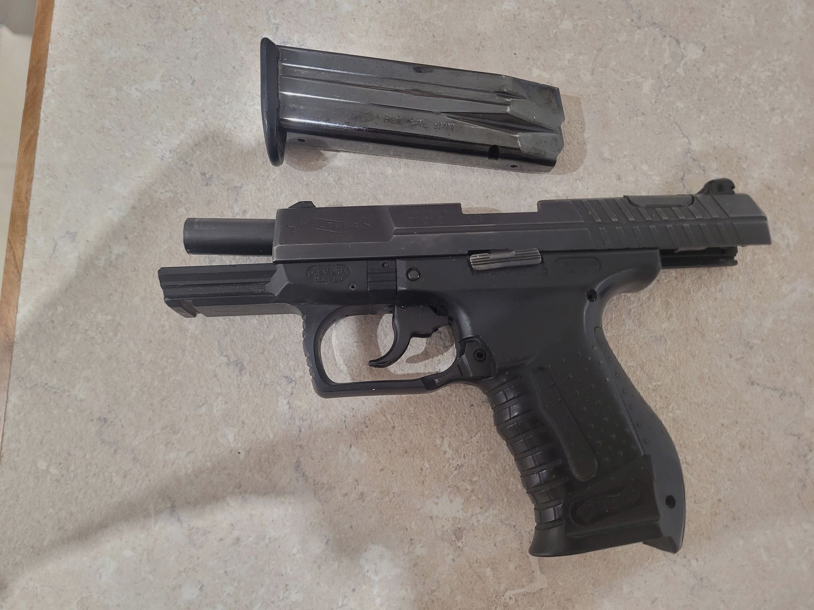 Walther p99 9x21