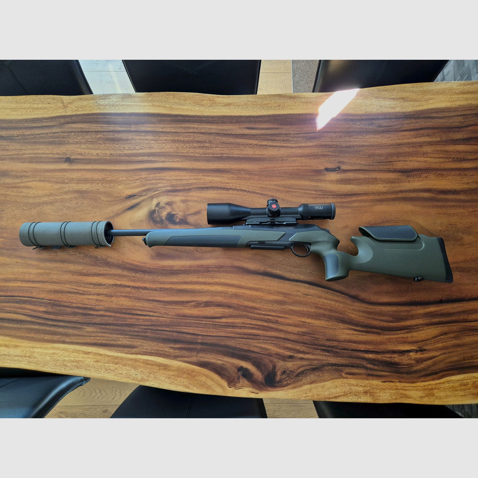 Merkel Helix Speedster Scout .308 inkl. Leica Fortis 6 und Hausken JAKT WD 60 XTRM MK2 – Neuwertiger Zustand