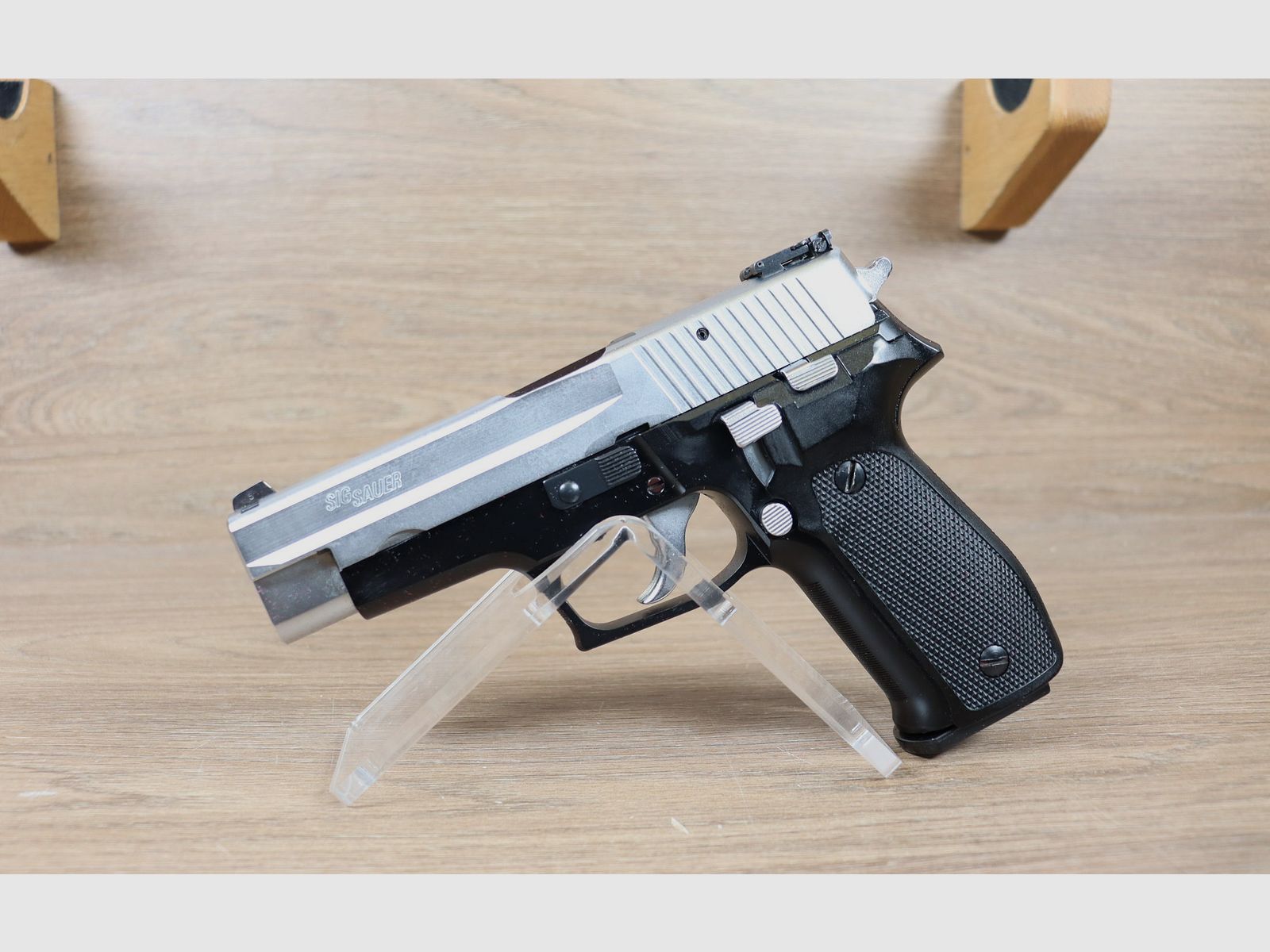 P226 S, Bild 1 von 2