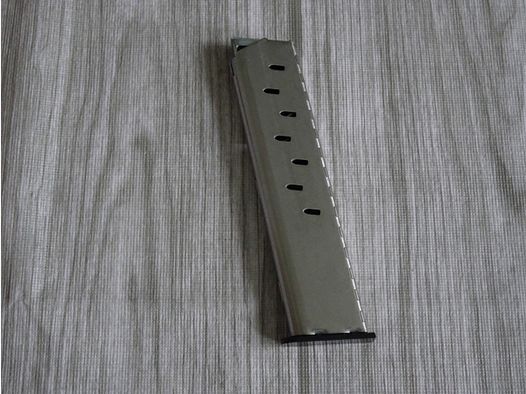 Magazijn (ME 1911 Sport) en reserveonderdelen