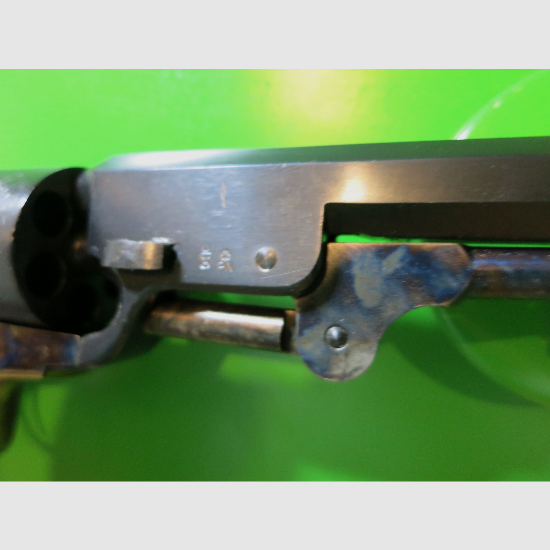 Revólver de percusión, Uberti Modelo Navy 1851, .36BP      #73-