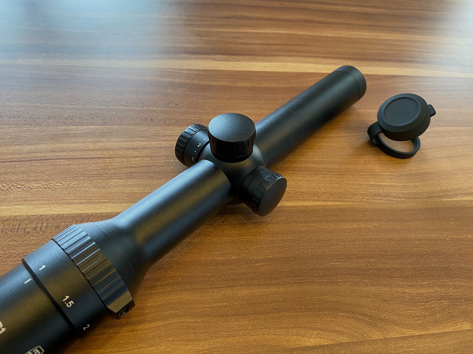 Meopta Meostar R1 1-4x22RD R1r Zielfernrohr Drückjagdzielfernrohr Drückjagdglas K-Dot Leuchtabsehen 