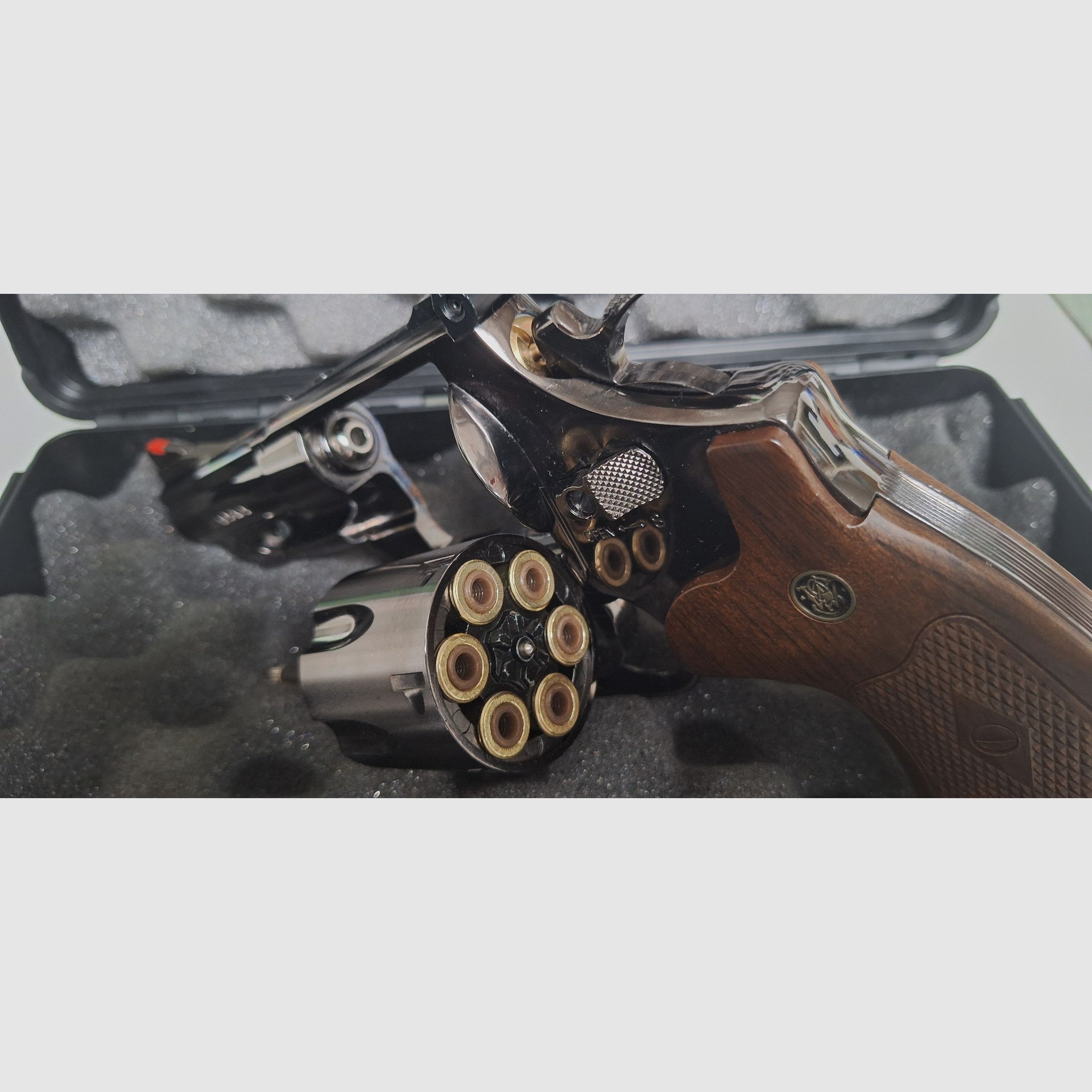 Smith & Wesson Model 29