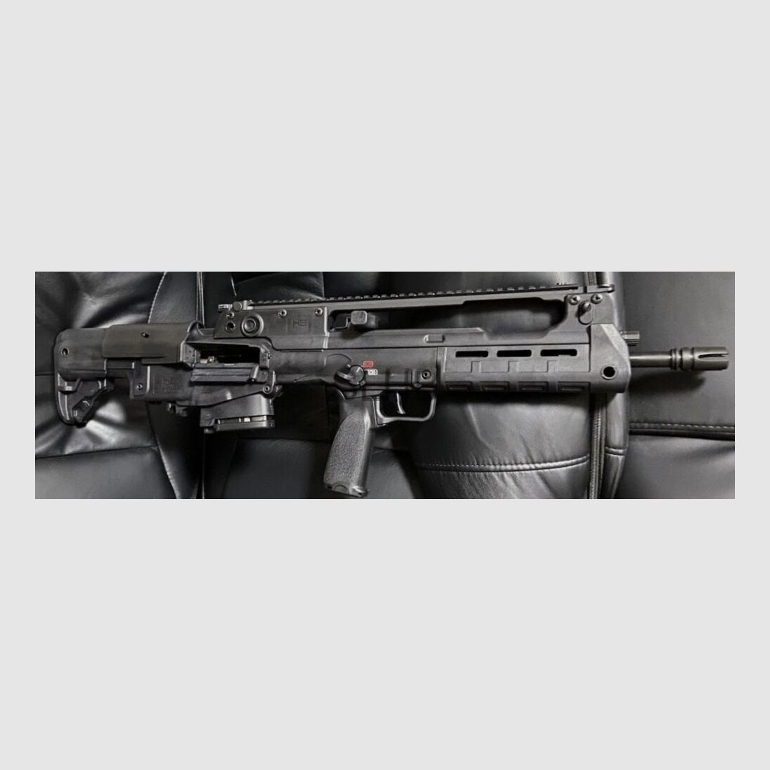 HS (Springfield) Helion VHS 2s komplett mit AR15-Magazinadapter, 3 Magazinen und Koffer
