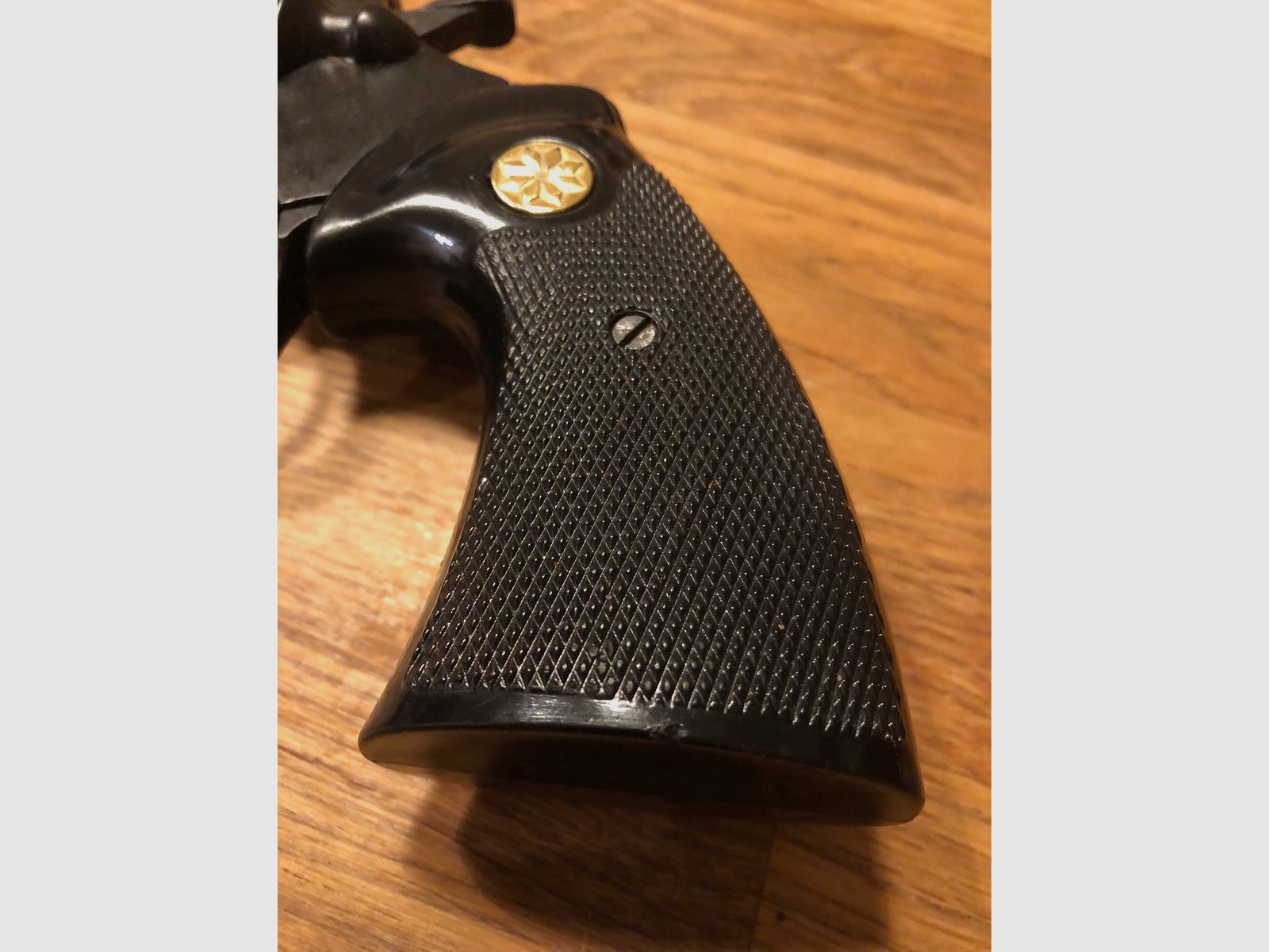 2 pistolas de fogueo Umarex Python en venta