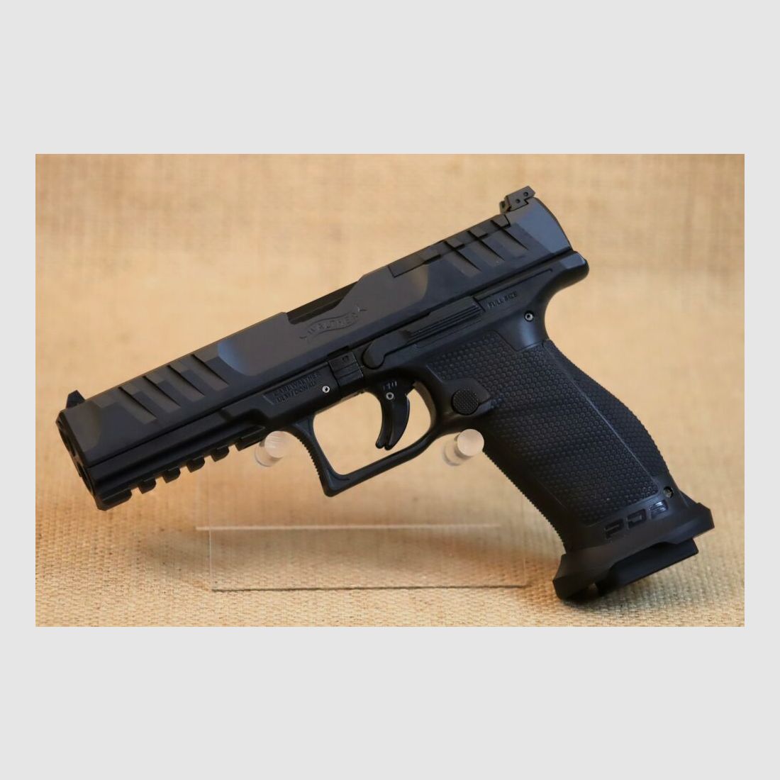 Walther Pistole PDP Full Size V2 – 5" OR, 20 Schuss 9mmLuger, mit 2 x 20 Schuss Magazin u. Magazintrichter