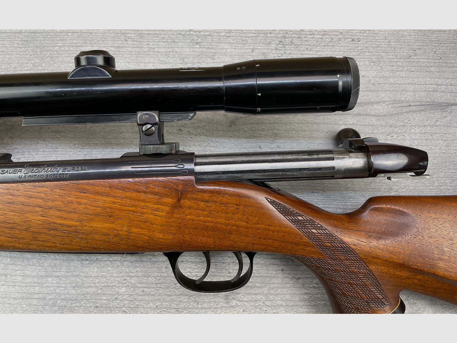 Sauer/ Weatherby Mod. Europa Kal.: .300 Weatherby Magnum + Zeiss Diavari-D 2,5-10x52