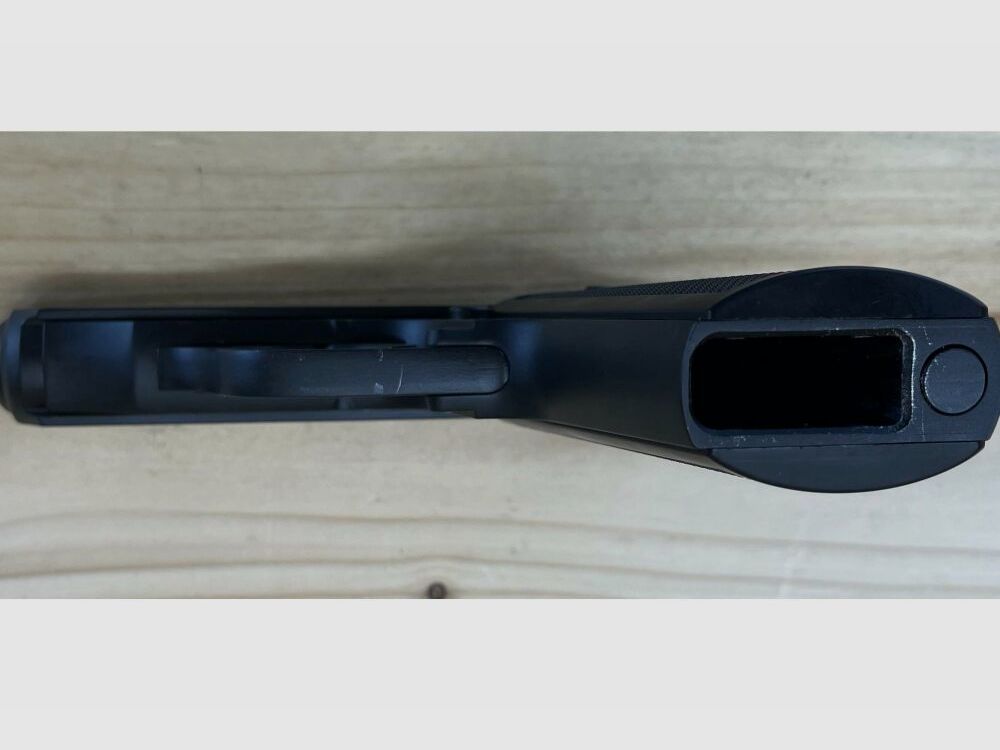 Demonstration weapon Carl Walther PKK/S .22lr 3.3" black - magazine missing .22lr
