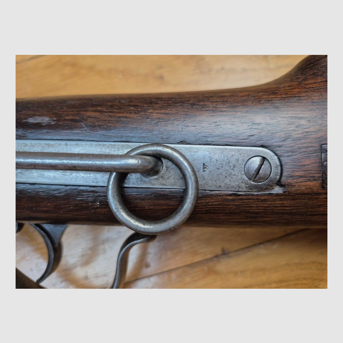 Mythisch en zeer zeldzaam Spencer M1865 repetitiegeweer (niet 1860!) – Kal. .56-50 – Wapen van de Amerikaanse cavalerie, de Indianen en de Oorlog van 1870! – Zeldzame Spencer-fabricage in Boston – Zeer mooi hout en markeringen – Perfecte mechanica – Onberispelijke loop – Verzamelobject en deel van de grote geschiedenis in uitstekende staat ++!, afbeelding 6 van 43