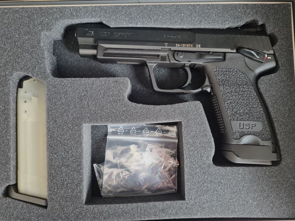 Heckler & Koch USP Expert
