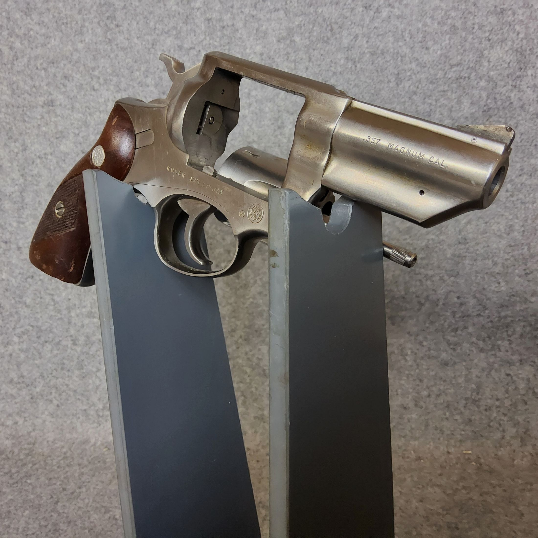 Ruger GP32-speed Six