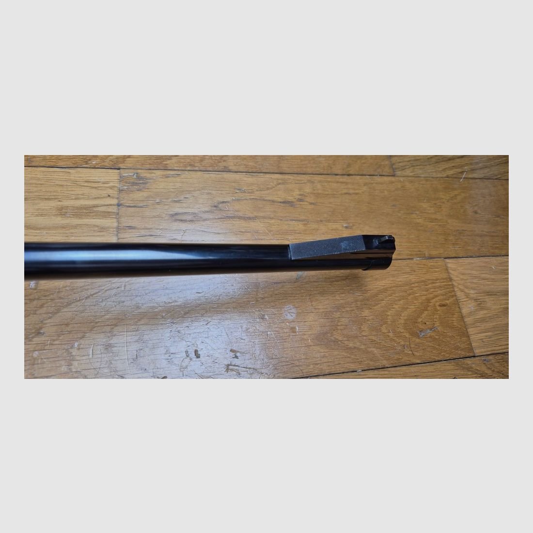 Hervorragendes Mauser 66 S Jagdgewehr – Kaliber 7×64 – Hochwertiges gewachsenes Nussbaumholz – Einlagen aus Ebenholz und Knochen – Handriffelung – Deutscher Stetcher (zwei Abzüge) – AKAH 6 x 42 / 46 Zielfernrohr mit Stahlkörper im Absehen Nr. 1 – TBE / TBE+, Bild 24 von 37
