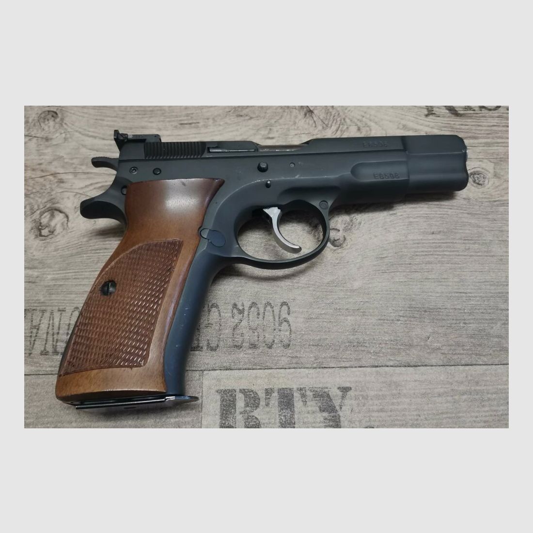 ZBROJOVKA BRNO M75 Combat 9mmLuger