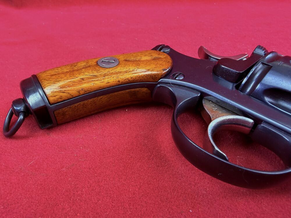 Fabbrica di armi Bern M82 (1882)